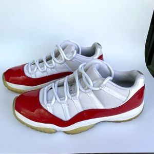Jordan Low “Cherry” size 13